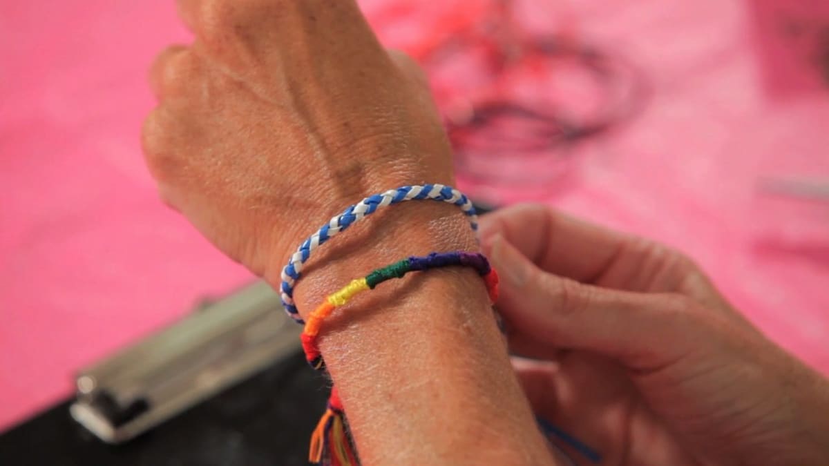 Spiral staircase friendship bracelet outlet