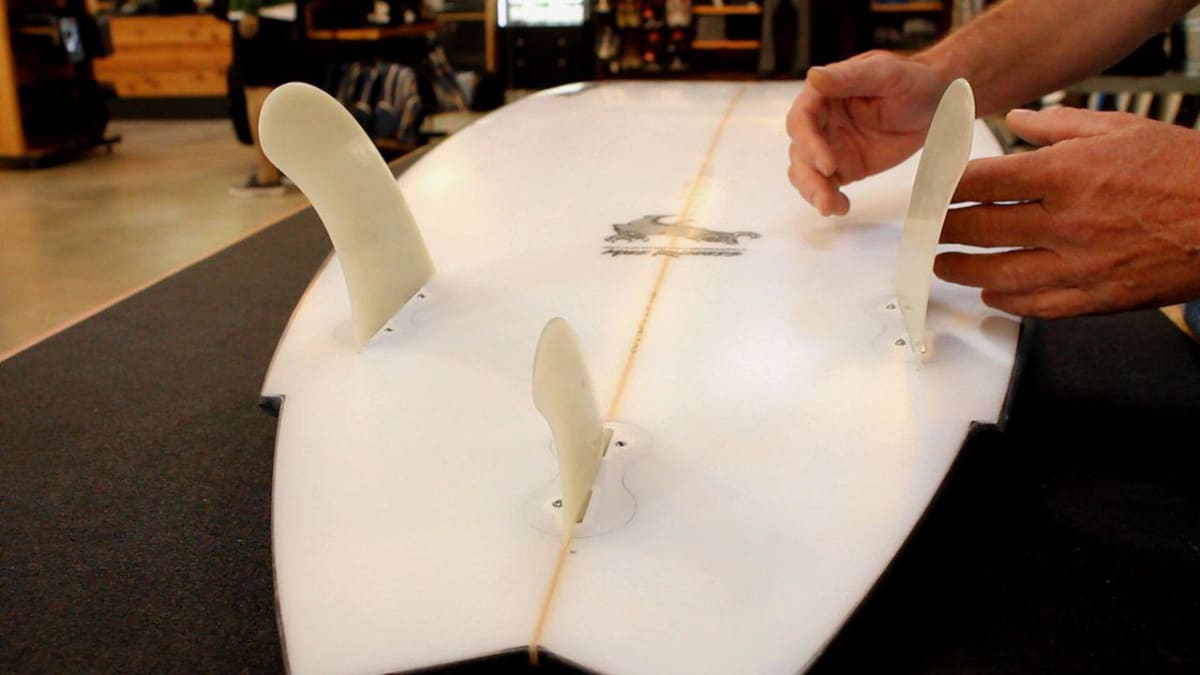 How to pick the right surfboard outlet