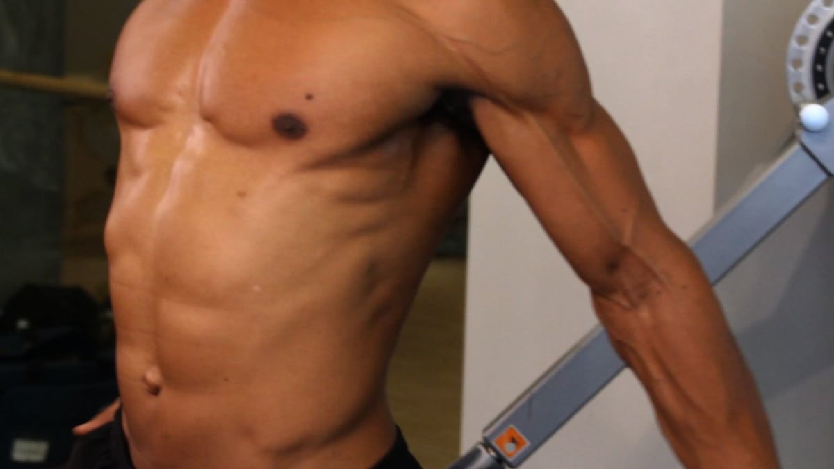 Lower chest cable deals