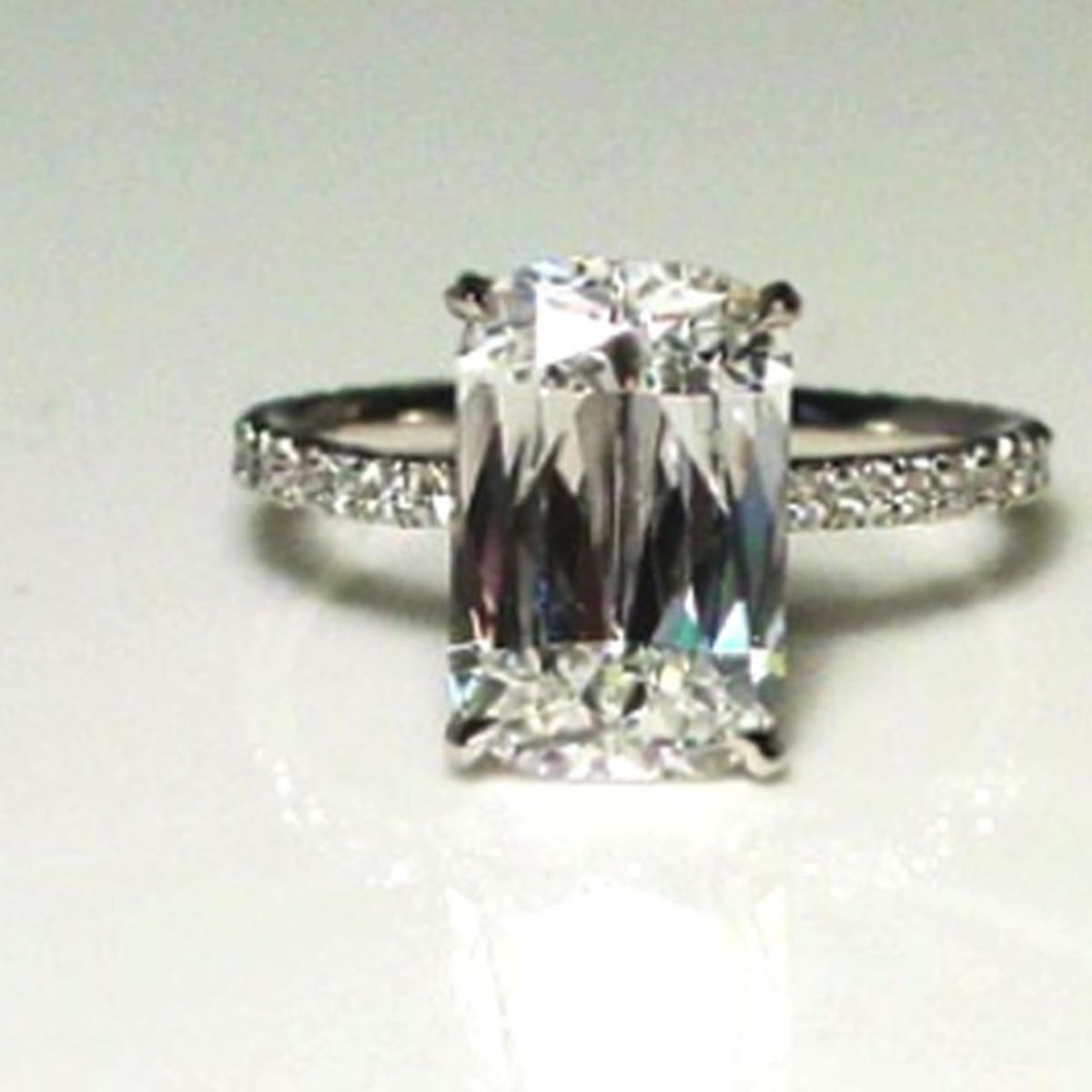 reese witherspoon engagement ring