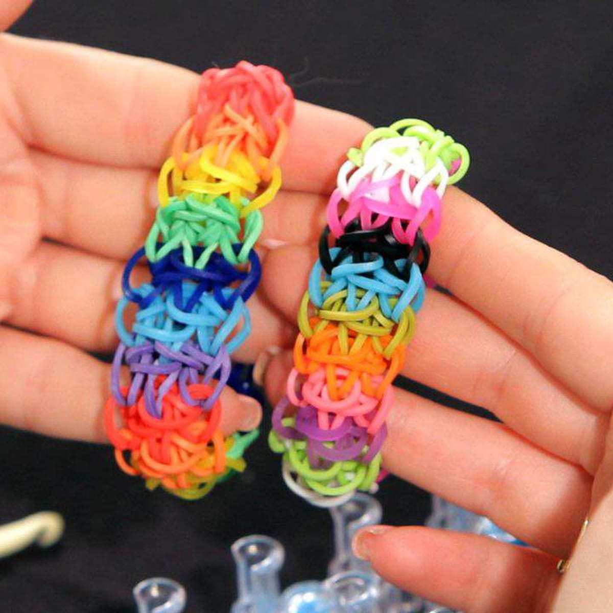 These are some fun and easy rainbow loom ideas. So simple, so cute! :) |  Rainbow loom charms, Rainbow loom, Rainbow loom bracelets easy