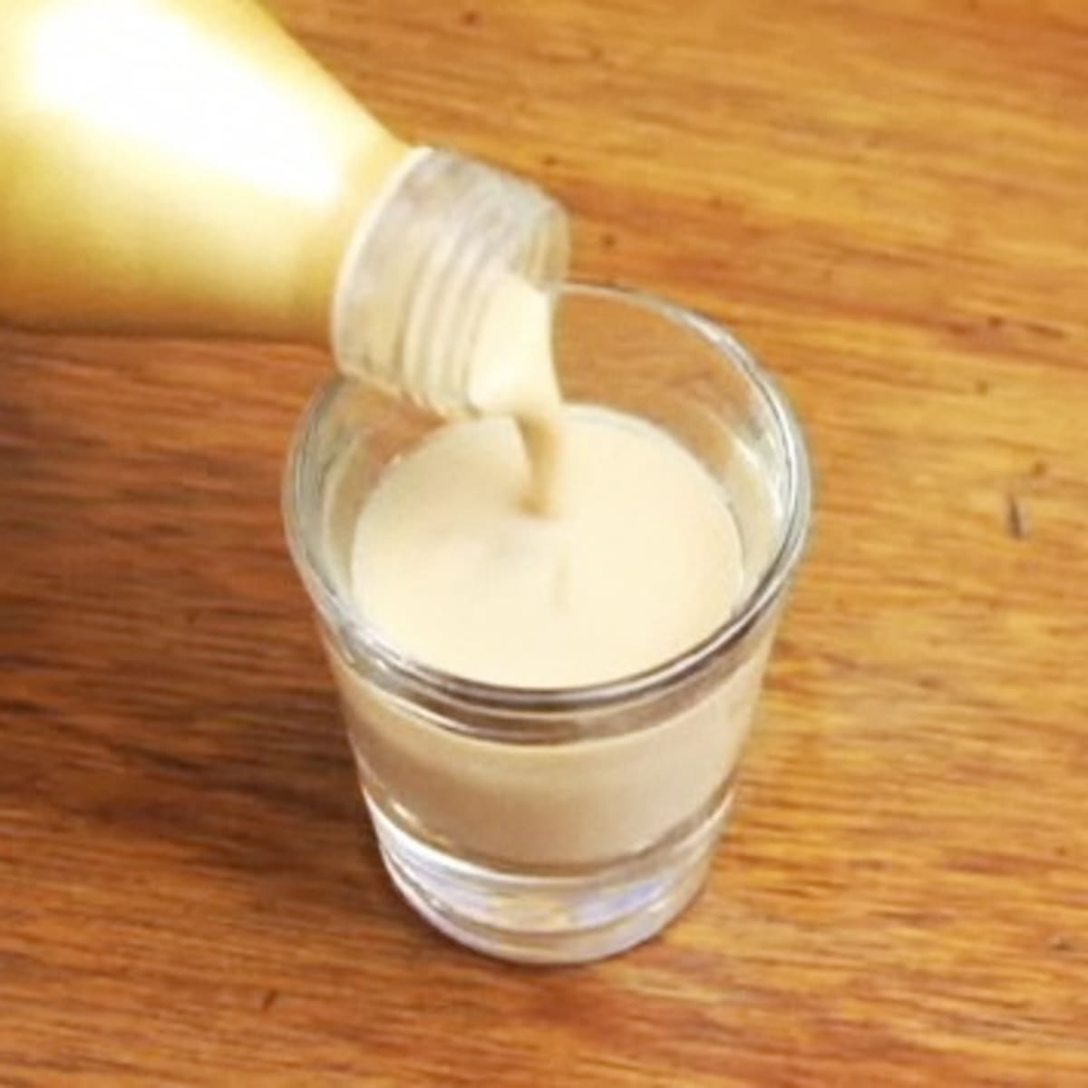 How To Make A Buttery Nipple Howcast,Brandy Alexander Drag Queen