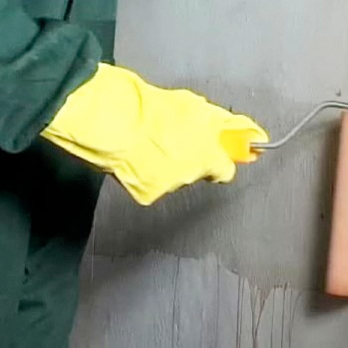 How to Remove Water Stains on Walls