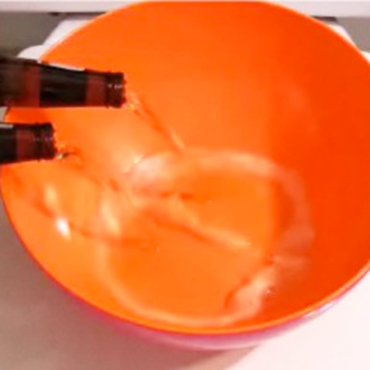 How to Add Body to Your Hair with Beer - Howcast How to Add Body to Your Hair with Beer - Howcast