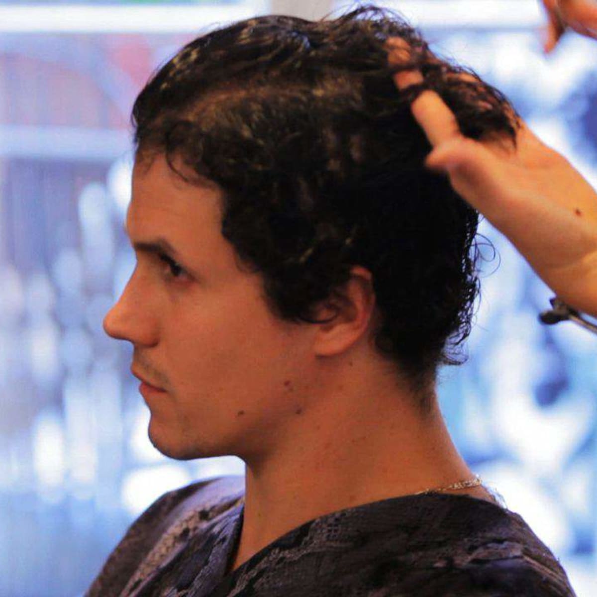 Best Men's Haircuts for Wavy Hair - Howcast Best Men's Haircuts for Wavy Hair - Howcast