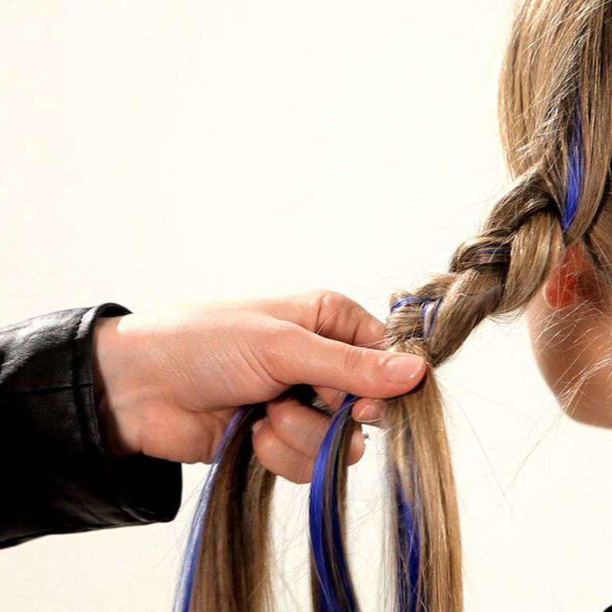 How to Braid In Neon Hair Extensions - Howcast