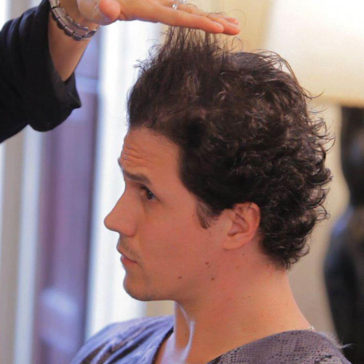 How to Manage Men's Curly Hair - Howcast How to Manage Men's Curly Hair - Howcast