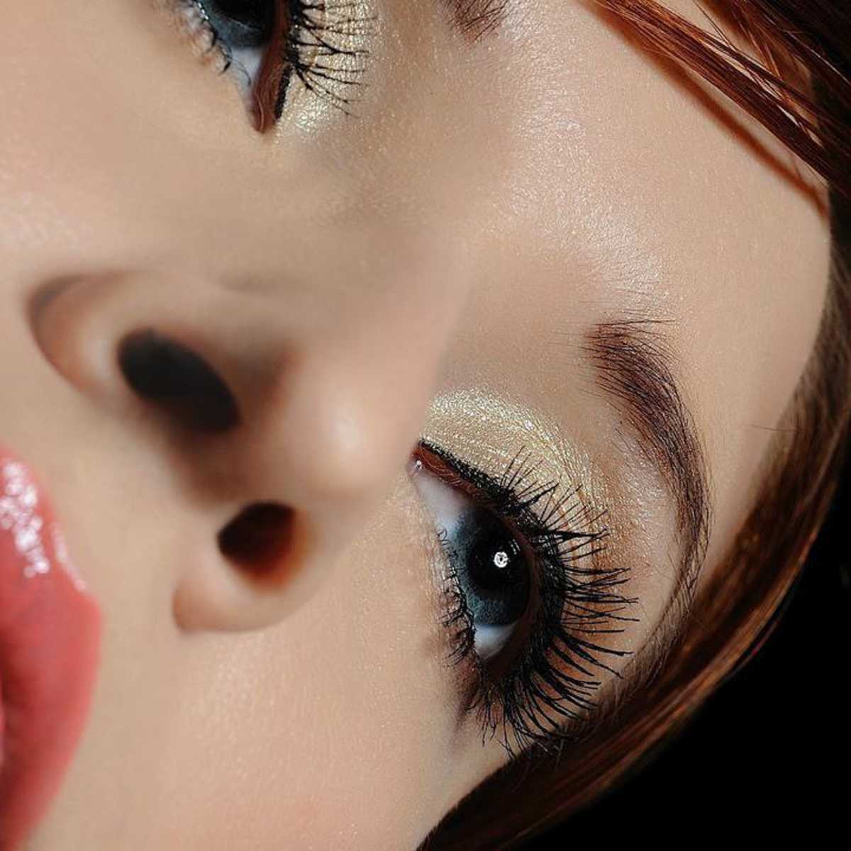 remove nose hair at home