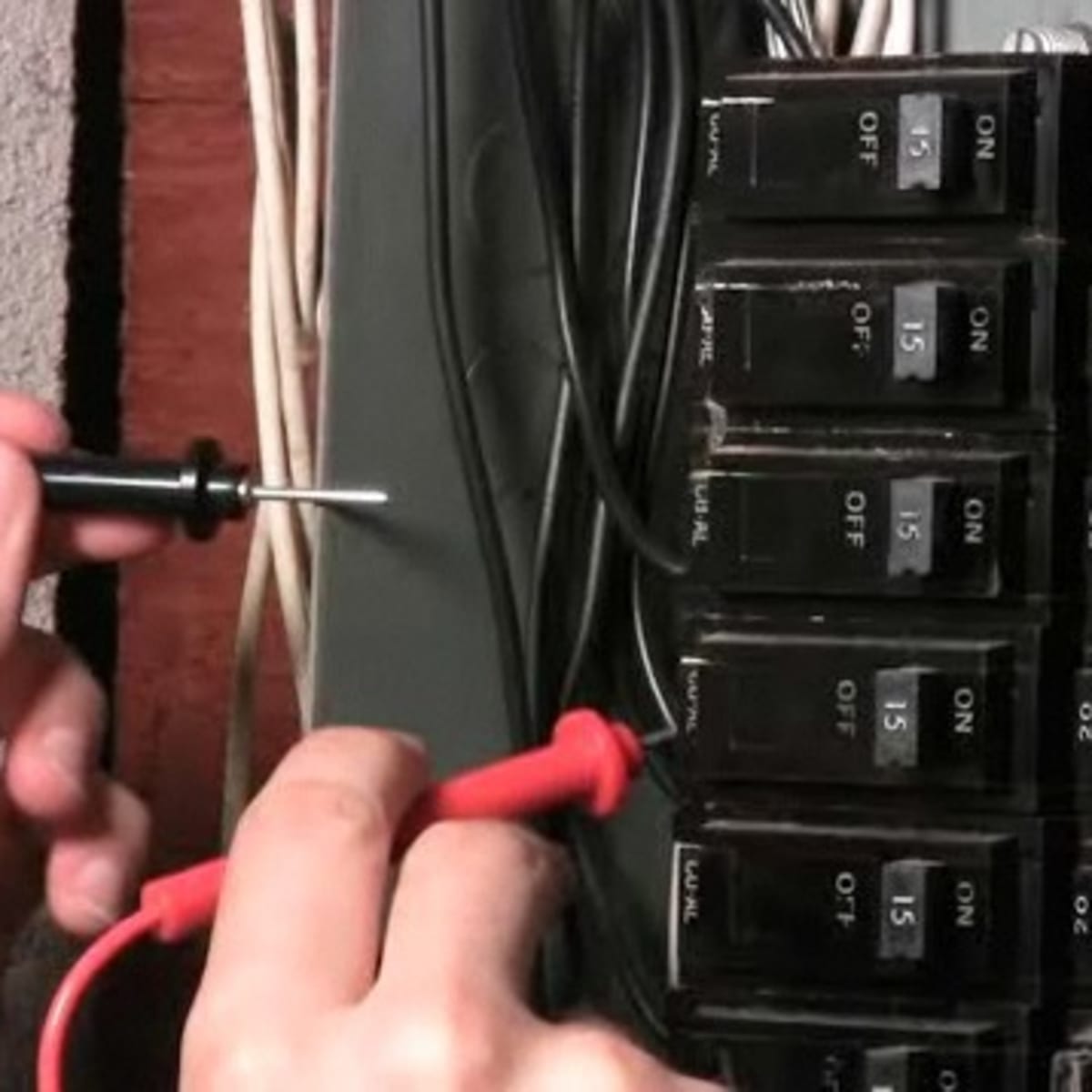 How To Tell If A Circuit Breaker Is Bad | Bay Power