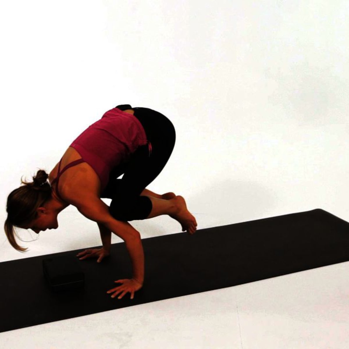 Side Crane (Crow) Pose Parsva Bakasana - Essence