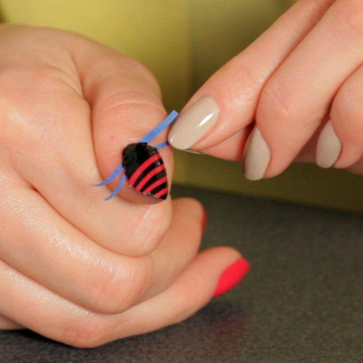 Nail stripe best sale designs