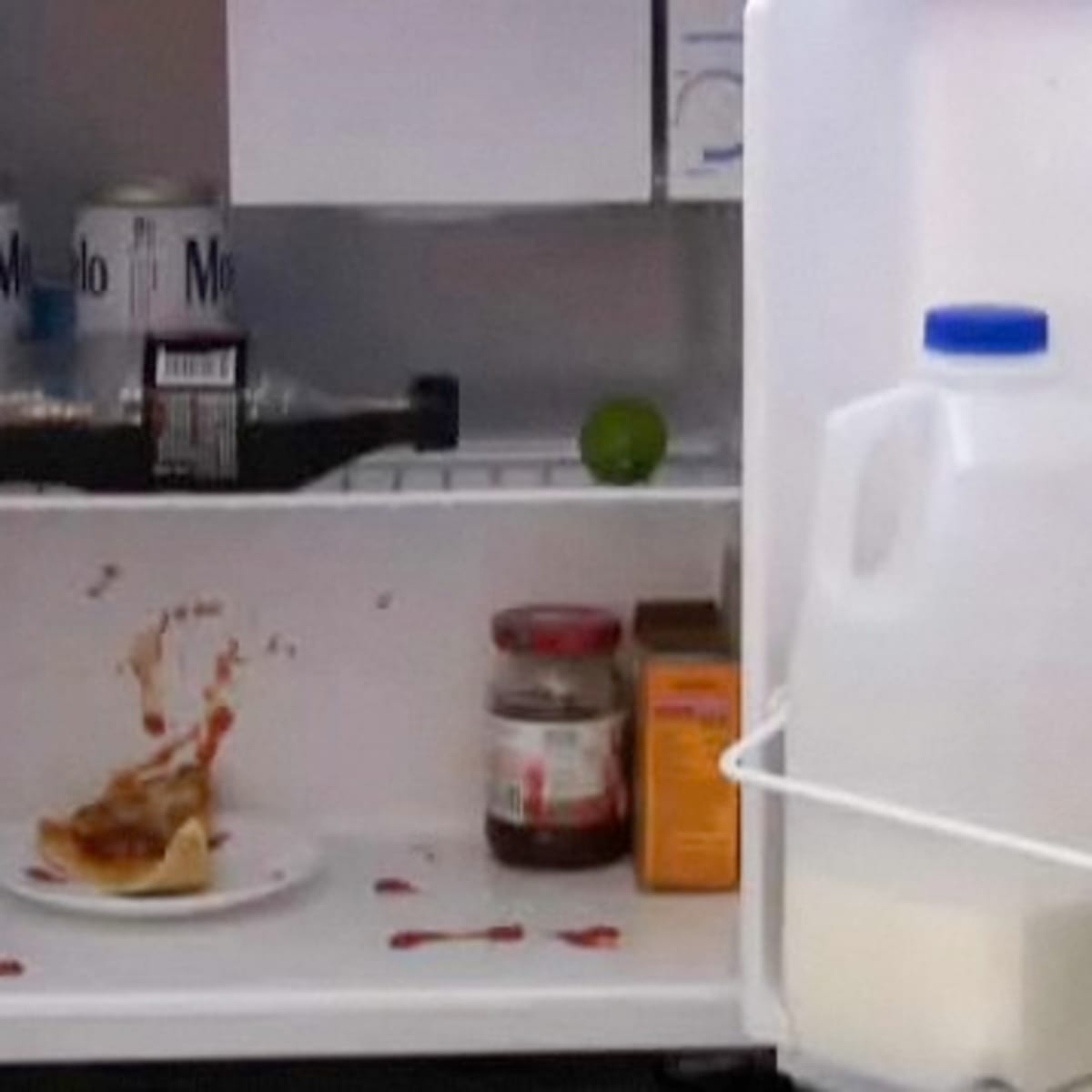 Mini store fridge promo