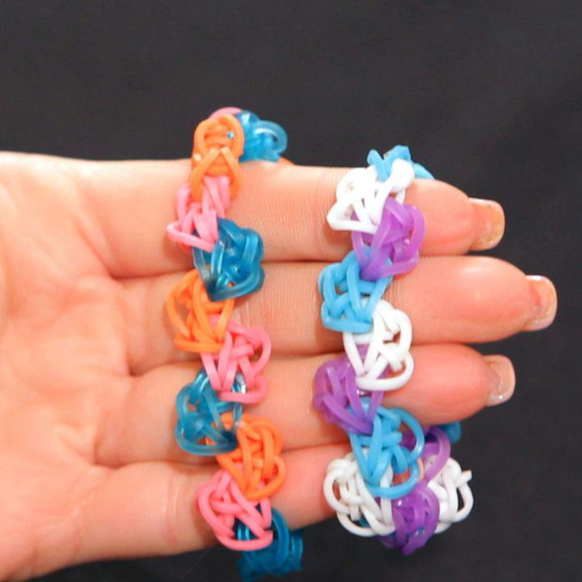 How to make top a loom bracelet