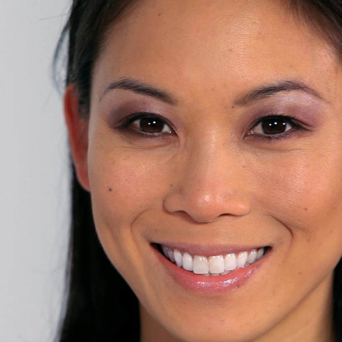 Smokey asian on sale eyes