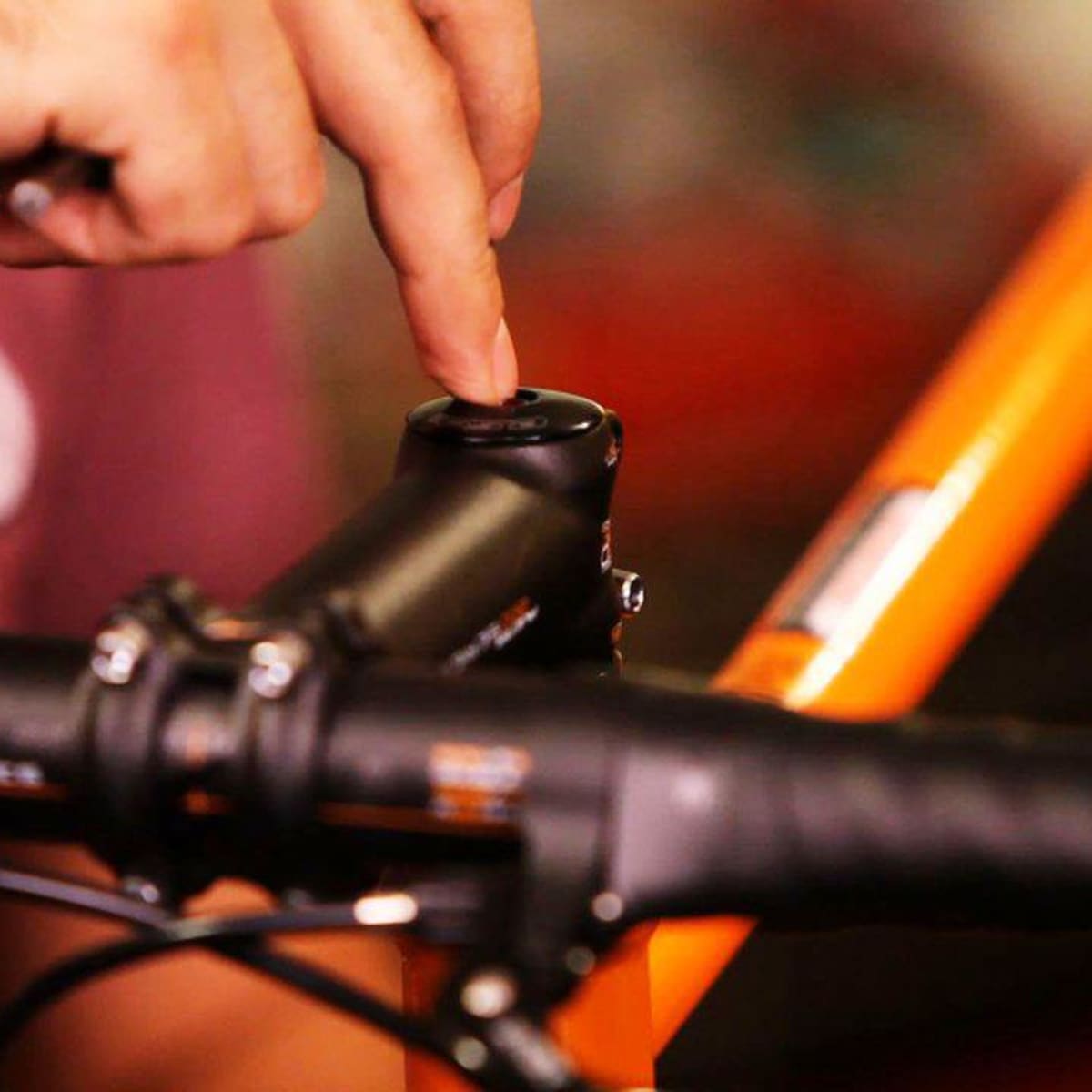 Adjusting shop threadless headset