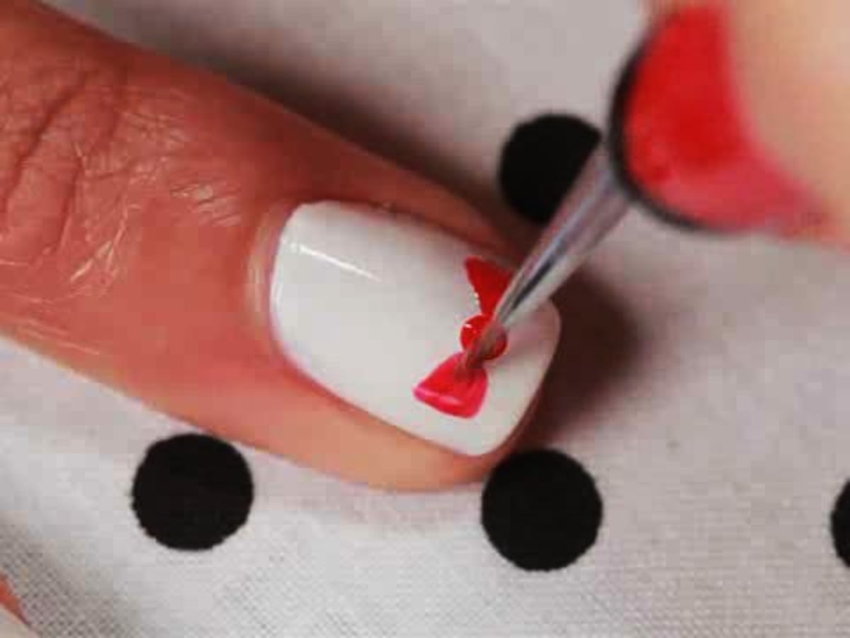 How to Create a Polka Dot Bow Design | Nail Art - YouTube