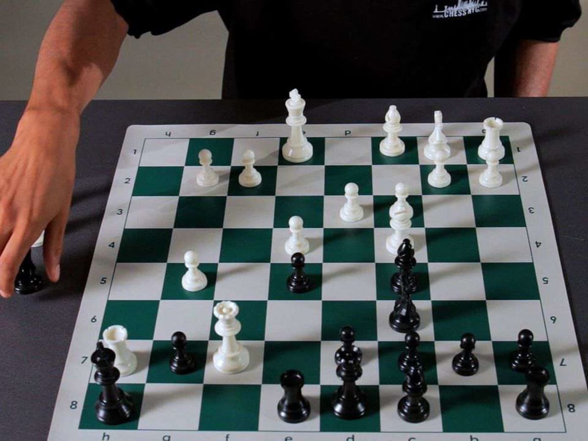 Basics of The Italian Game in Chess - Howcast