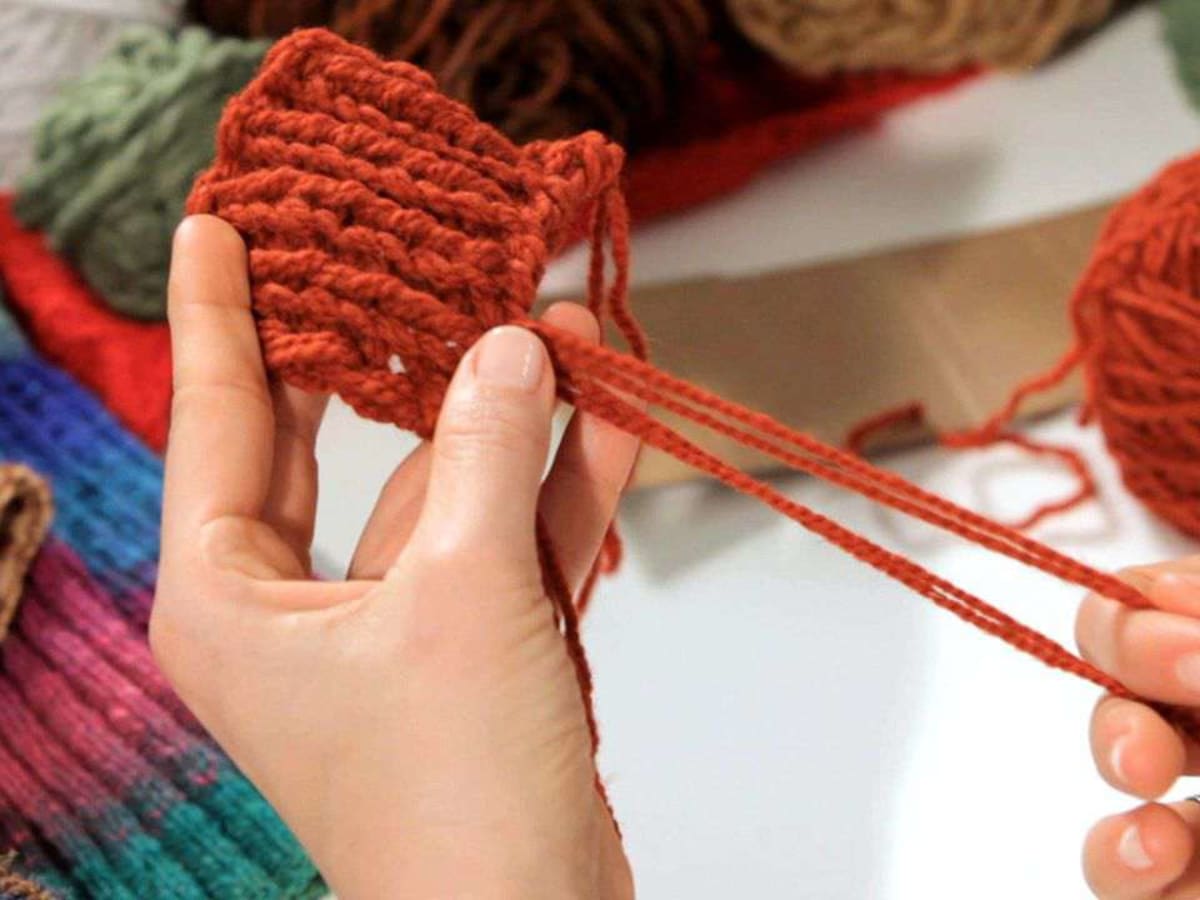 Вяжем спицами. Ютуб вязание. To Knit a Scarf. Hand Knitting.