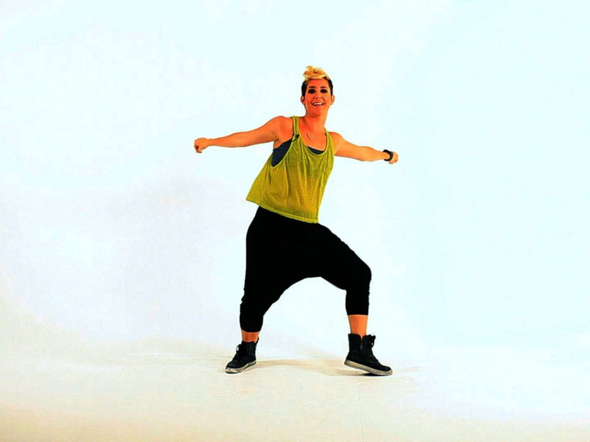 How to Do the Reggae Dancehall Step Dance Move - Howcast