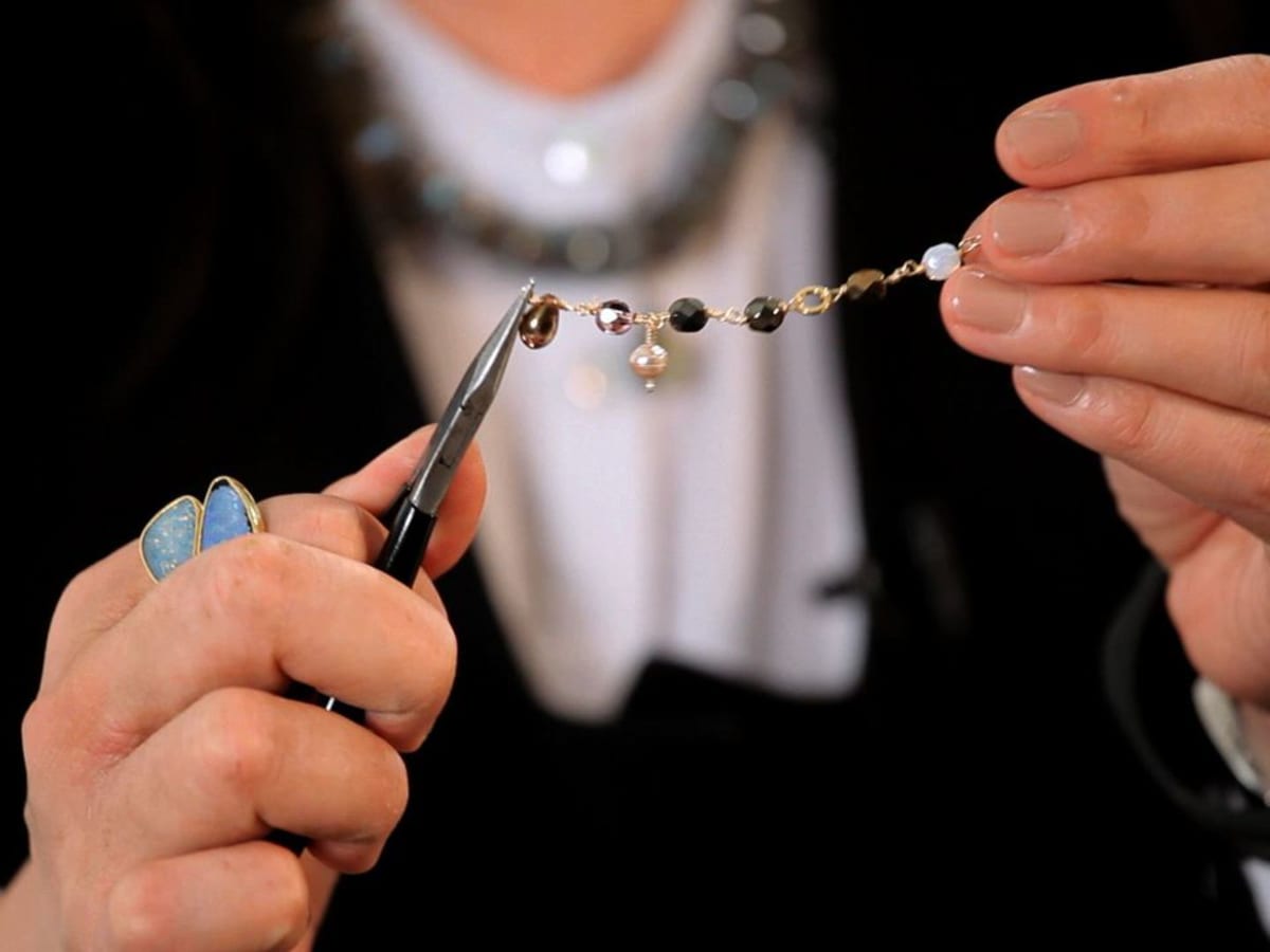 Embellishments  How to add beads to a bracelet  friendshipbraceletsnet