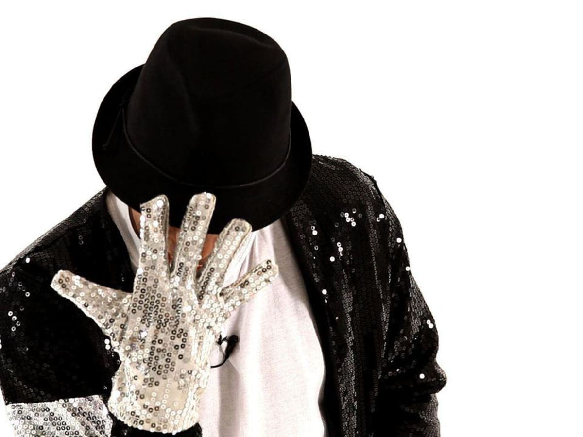 Michael jackson dancing. Перчатка Майкла Джексона.