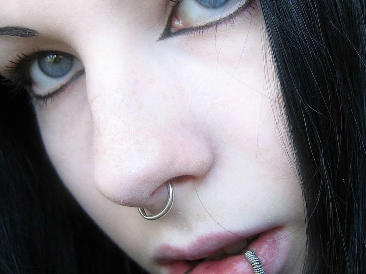 Septum piercing hotsell cleaner