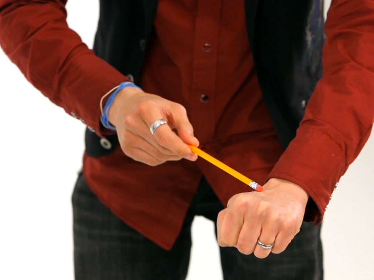 How to Do the Pencil Bill Vanish Switcheroo Trick Howcast