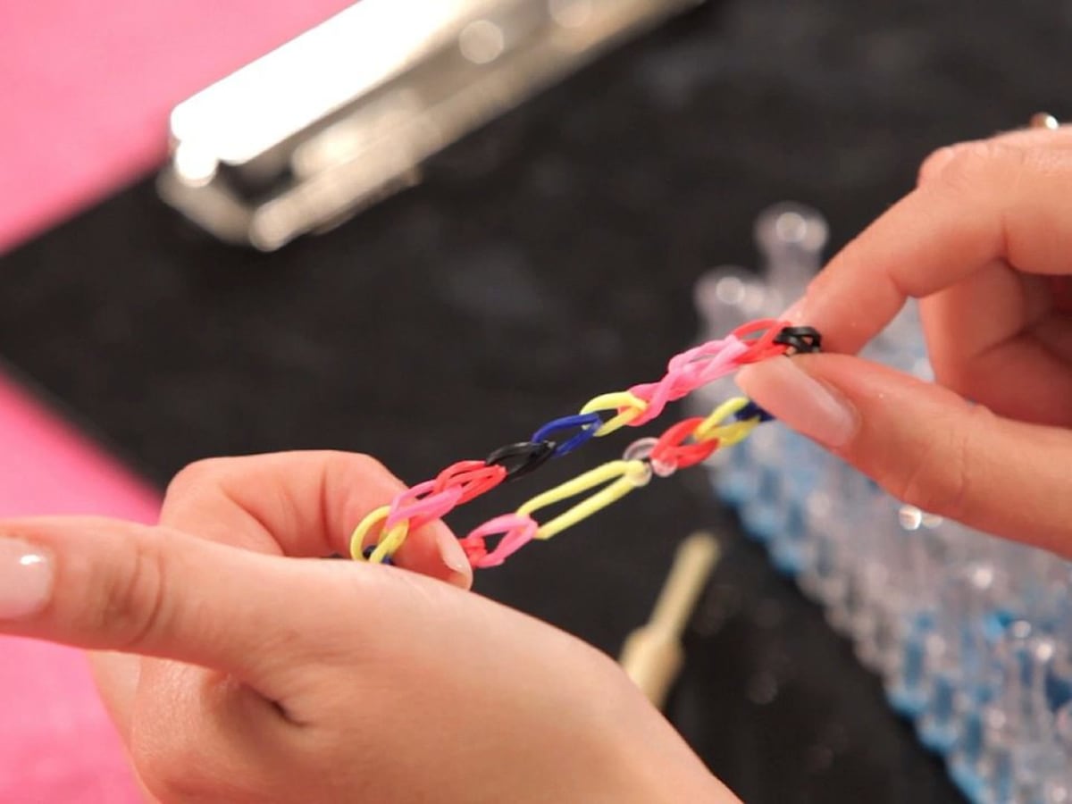 Single cheap loom bracelet