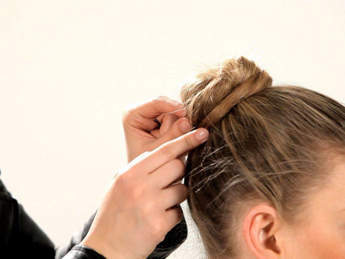 Ballerina bun deals