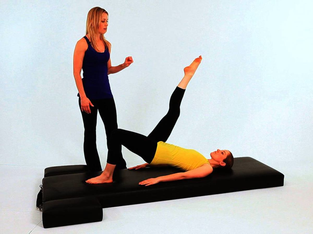 Shoulder bridge pilates sale