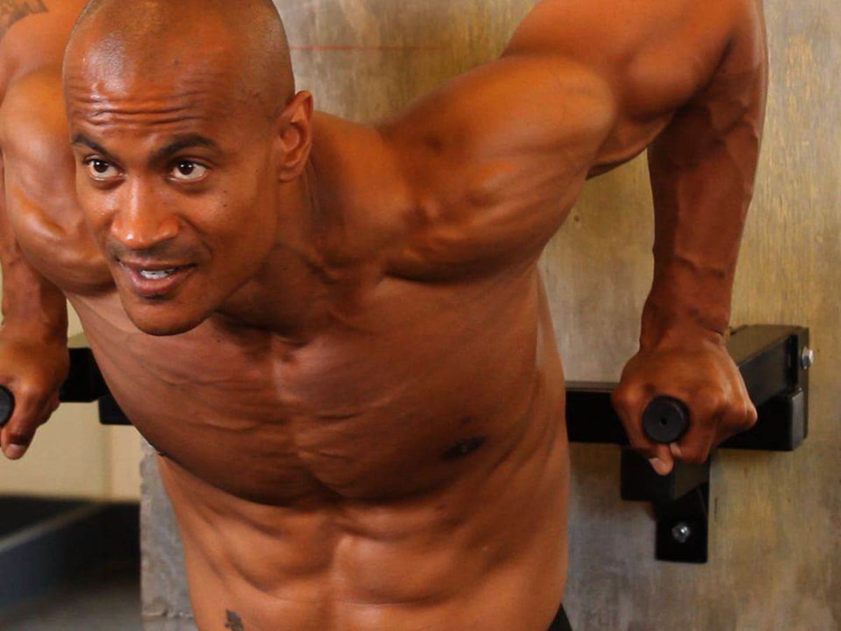 Weighted chest sale dip