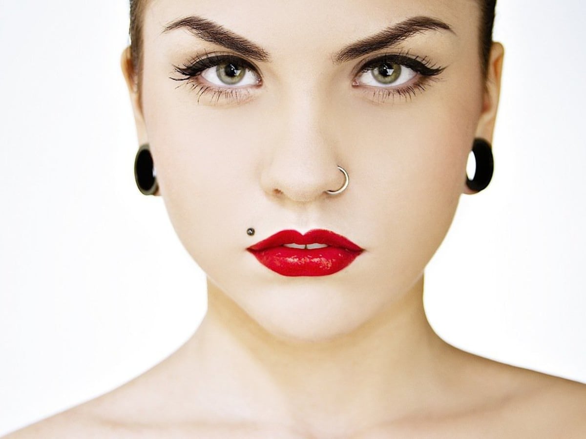 Marilyn monroe shop piercing