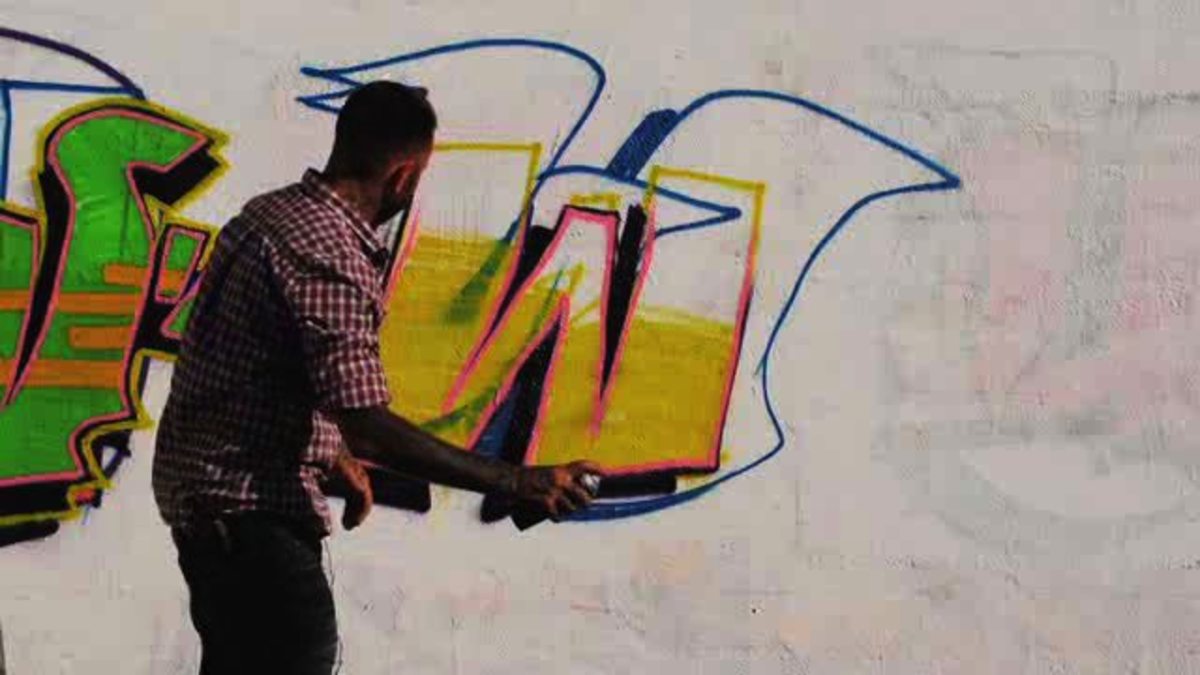 How to Draw a W in Graffiti Howcast