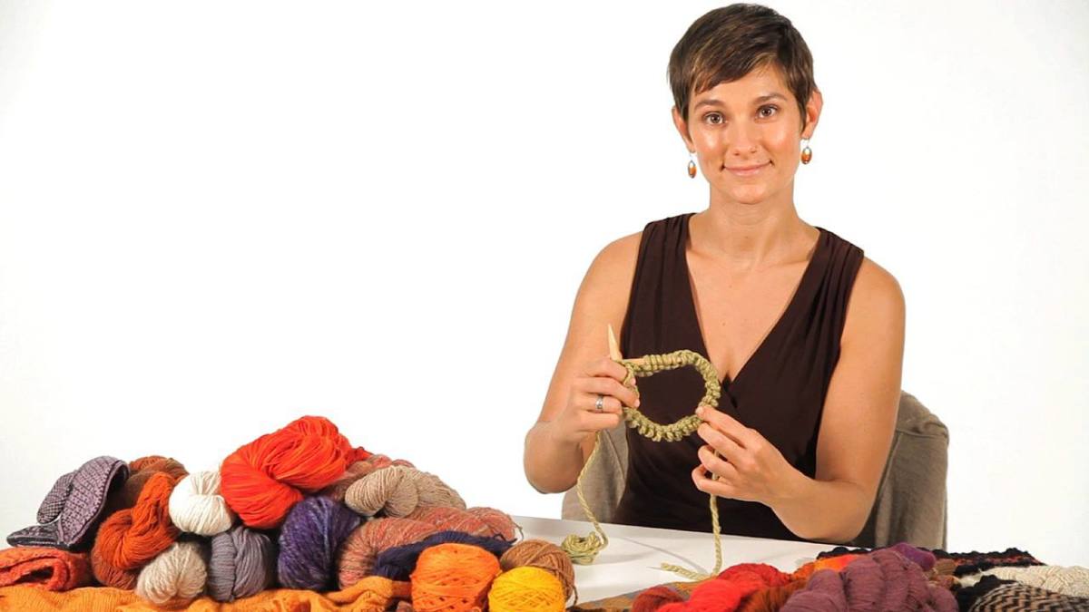 Easy beginner circular knitting patterns howcast