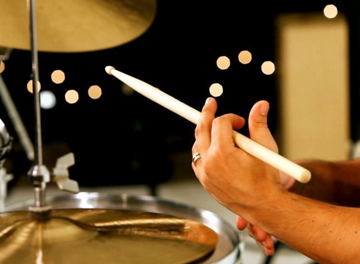 what-is-traditional-grip-for-drumming-howcast
