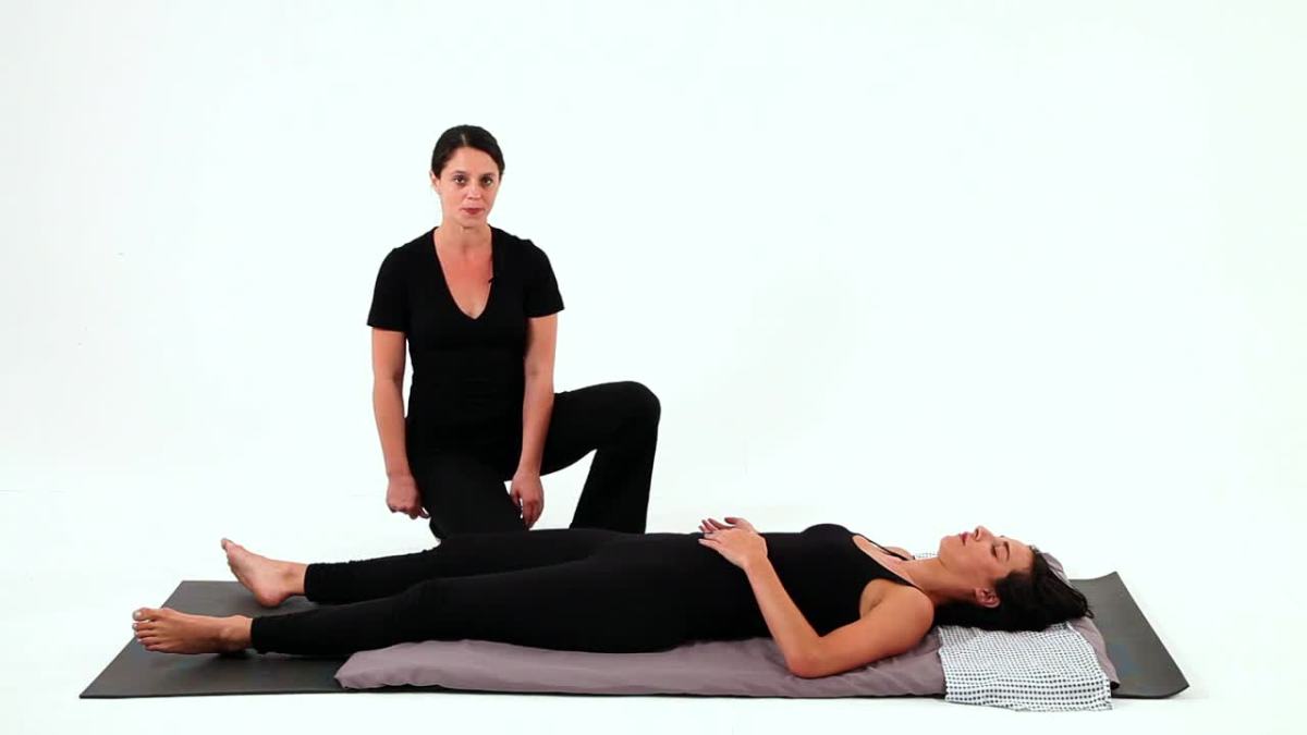 How To Give A Shiatsu Hip Massage Howcast