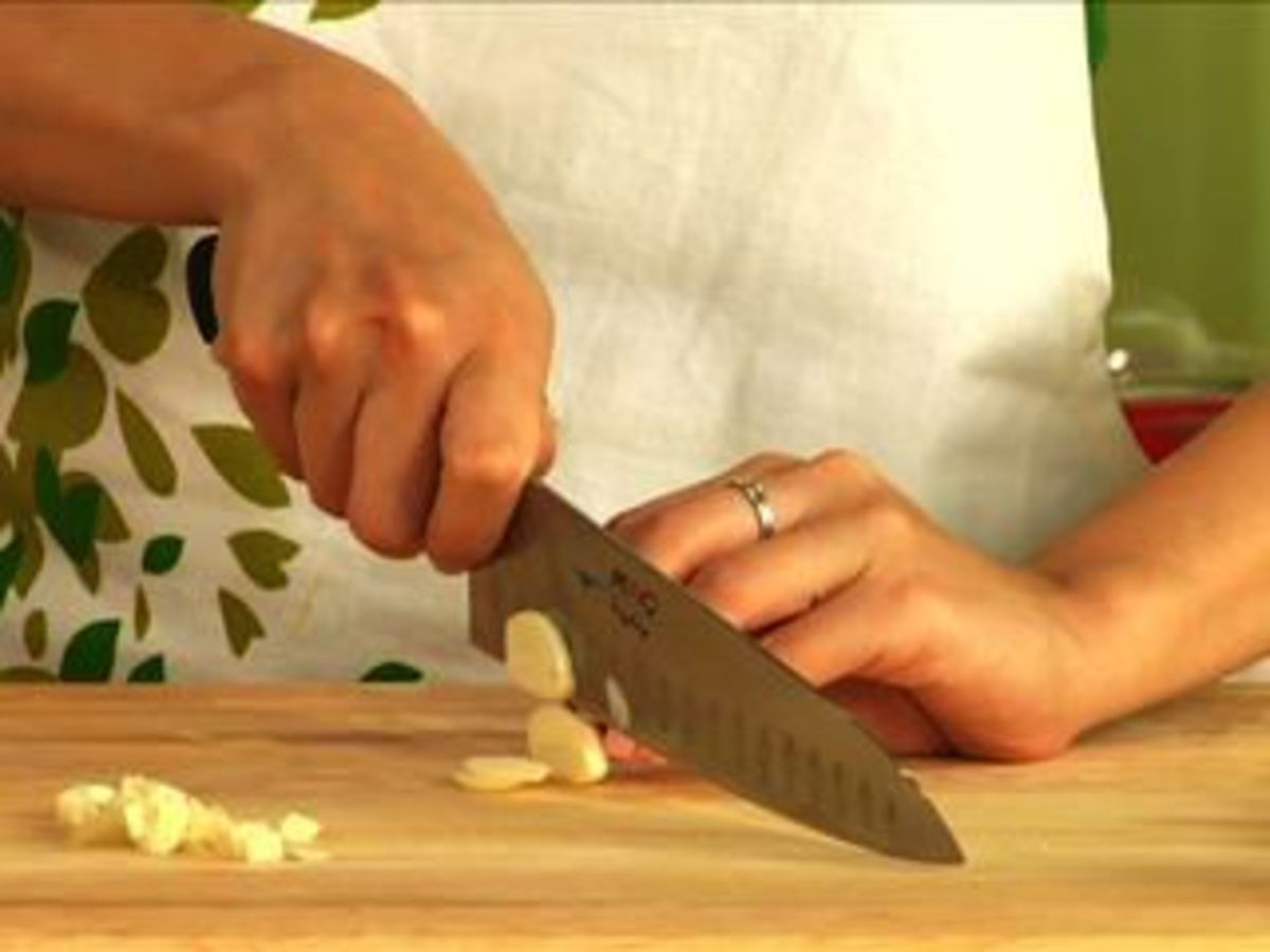 How to Chop Garlic Howcast