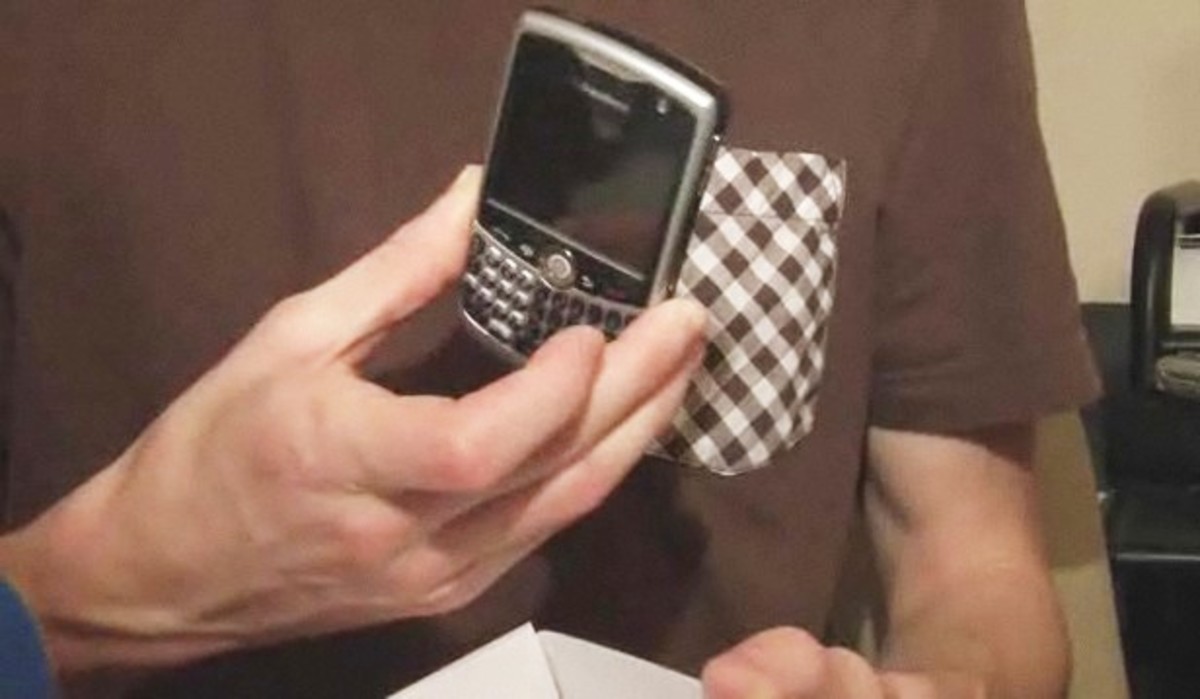 How to Activate a Verizon Phone - Howcast