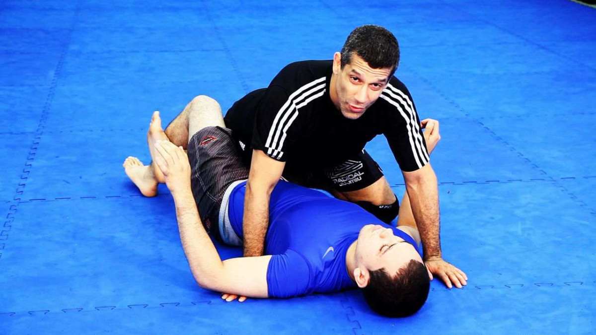 Passing & Striking from Half Guard Top in MMA Fighting Howcast