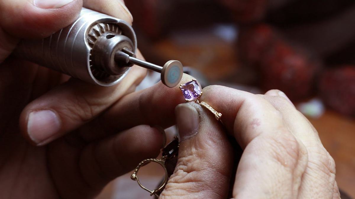 How to Cut Designs in Metal for Handmade Jewelry Howcast