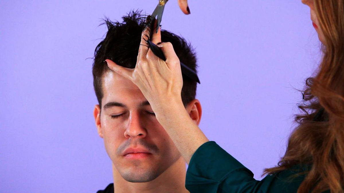 How to Cut Top Hair for Backward Motion - Howcast
