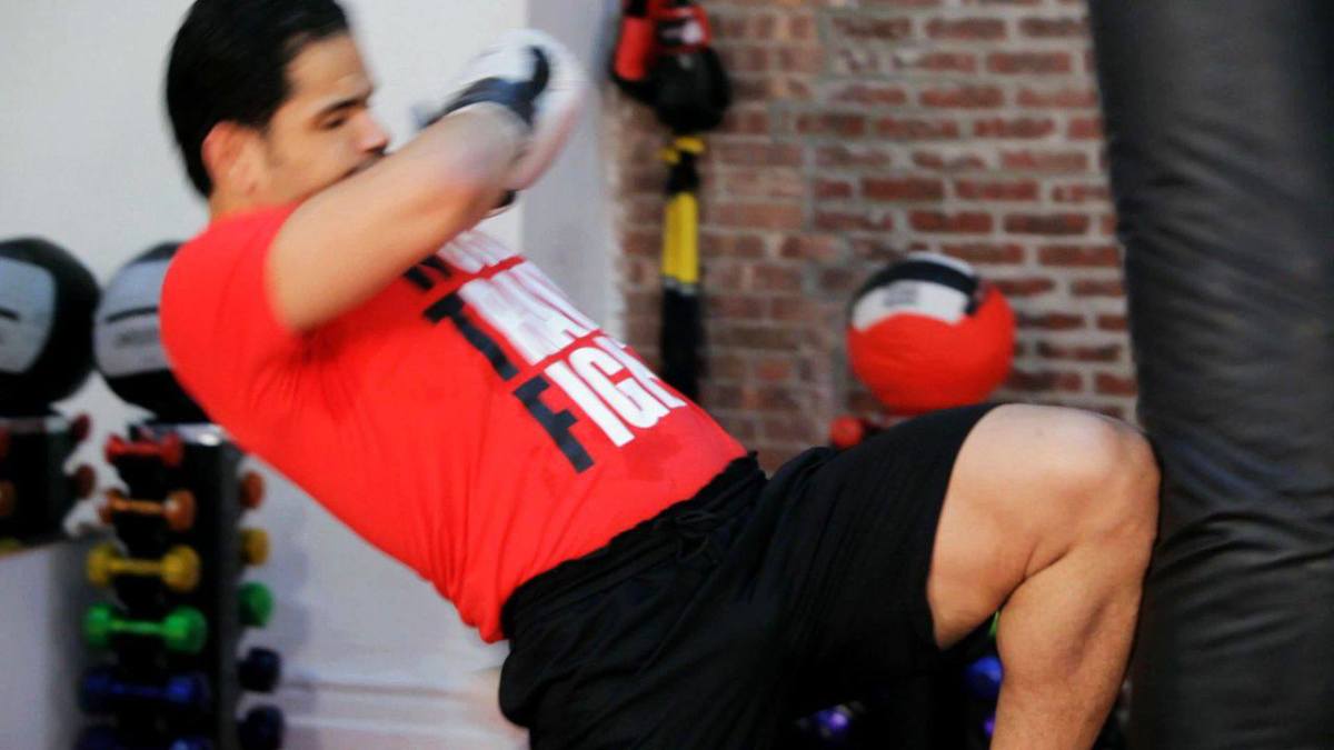How to Do a Kickboxing Knee Strike Howcast