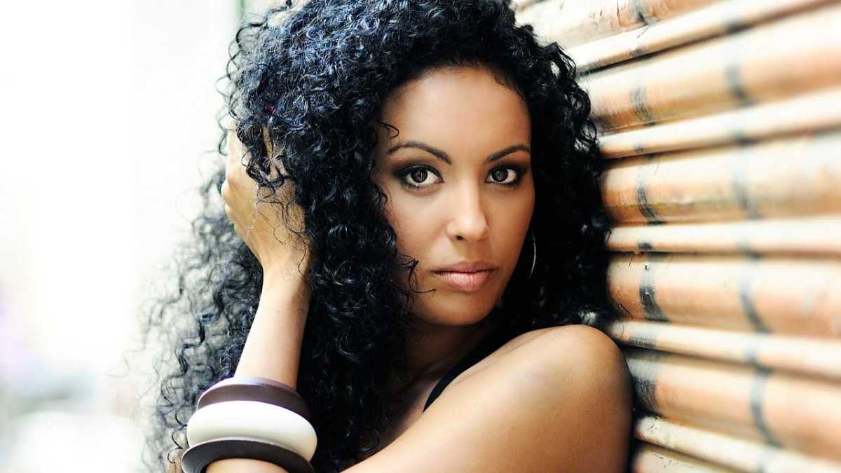 What Are The Best Human Hair Weaves Howcast