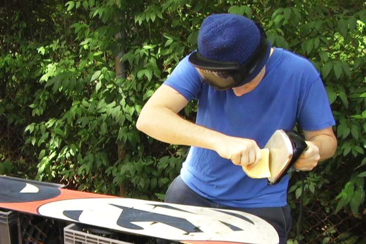How to Wax a Snowboard Howcast