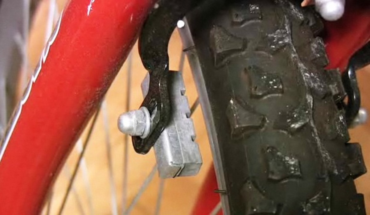 how to fix squeaky brakes on a mountain bike