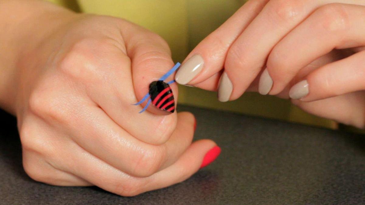 How To Do A Stripe Nail Art Design With Tape - Howcast The Best How to Do a Stripe Nail Art Design with Tape - Howcast | The best how-to videos - How To Do A Stripe Nail Art Design With Tape - Howcast The Best