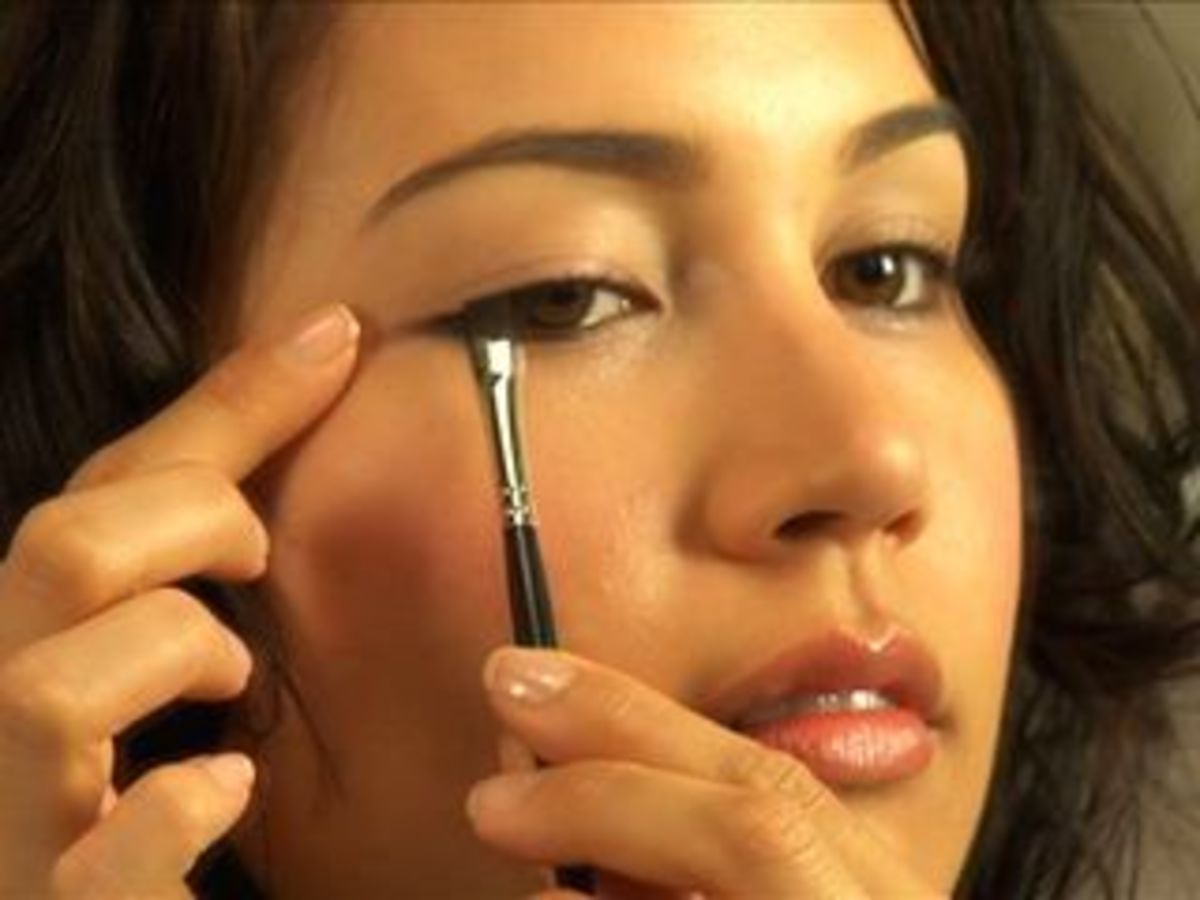 How to Apply Liquid Eyeliner Howcast