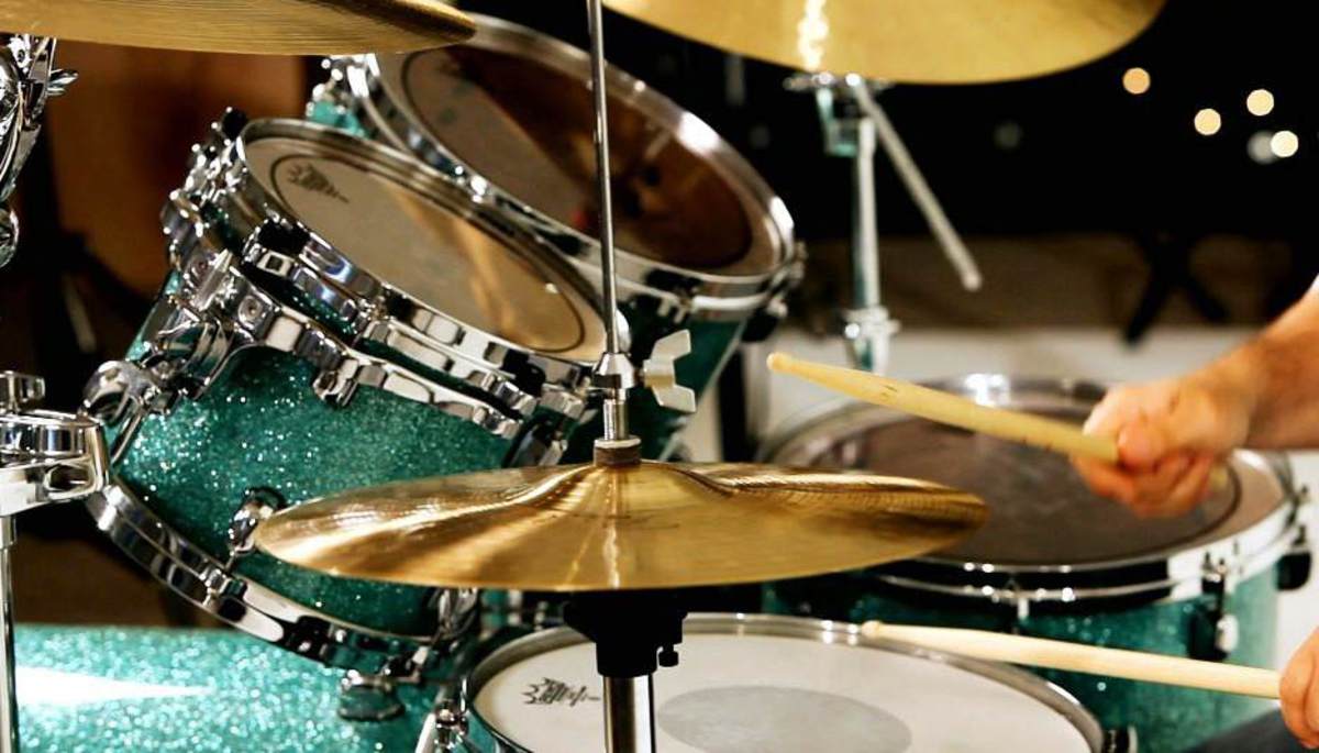 how to play basic drum beats