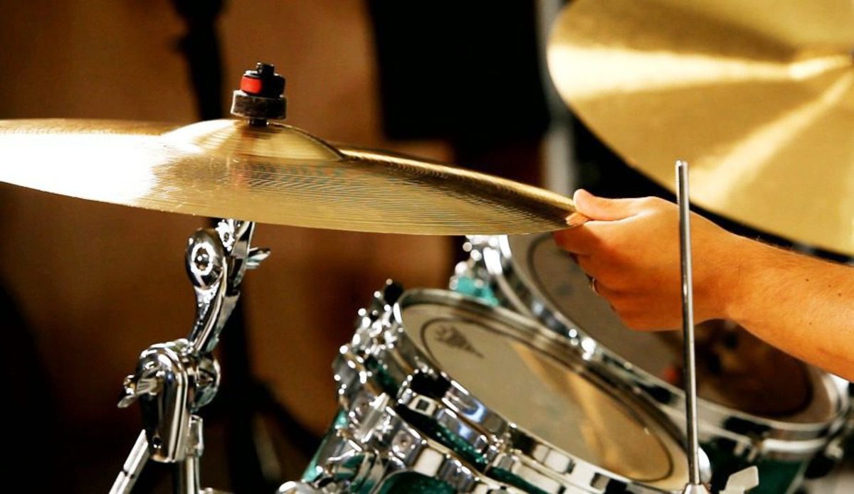 How to Play the Roll of a Crash Cymbal Howcast