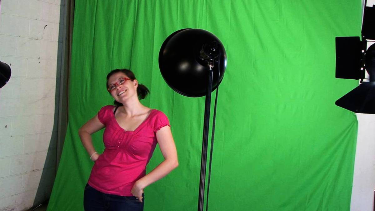 good lighting for green screen